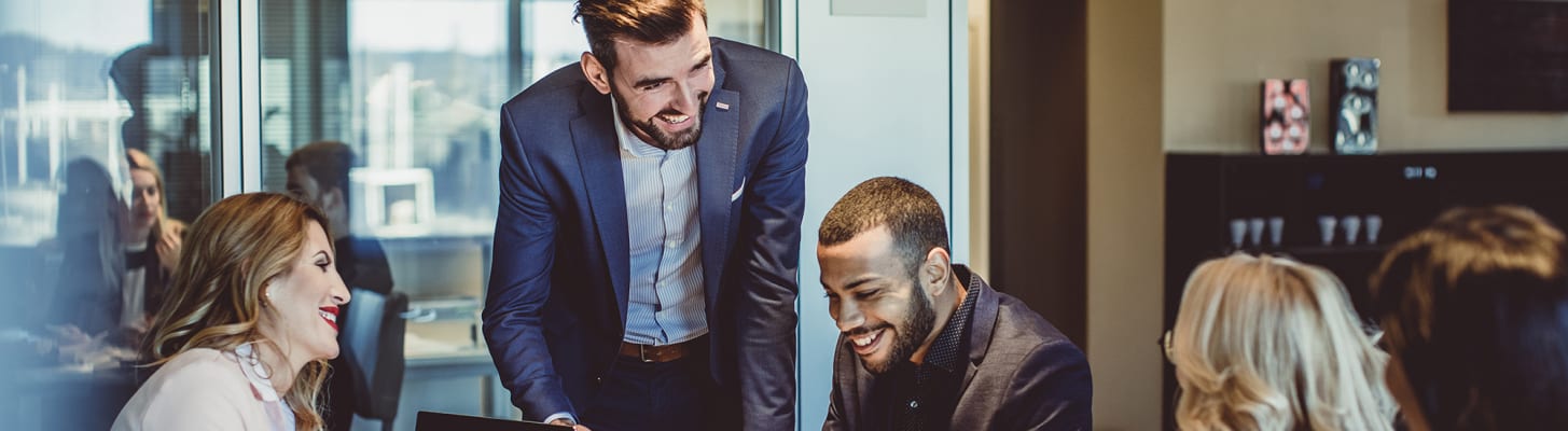 office-manager-team-2000x550