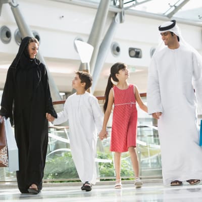 happy-family-at-mall_sq