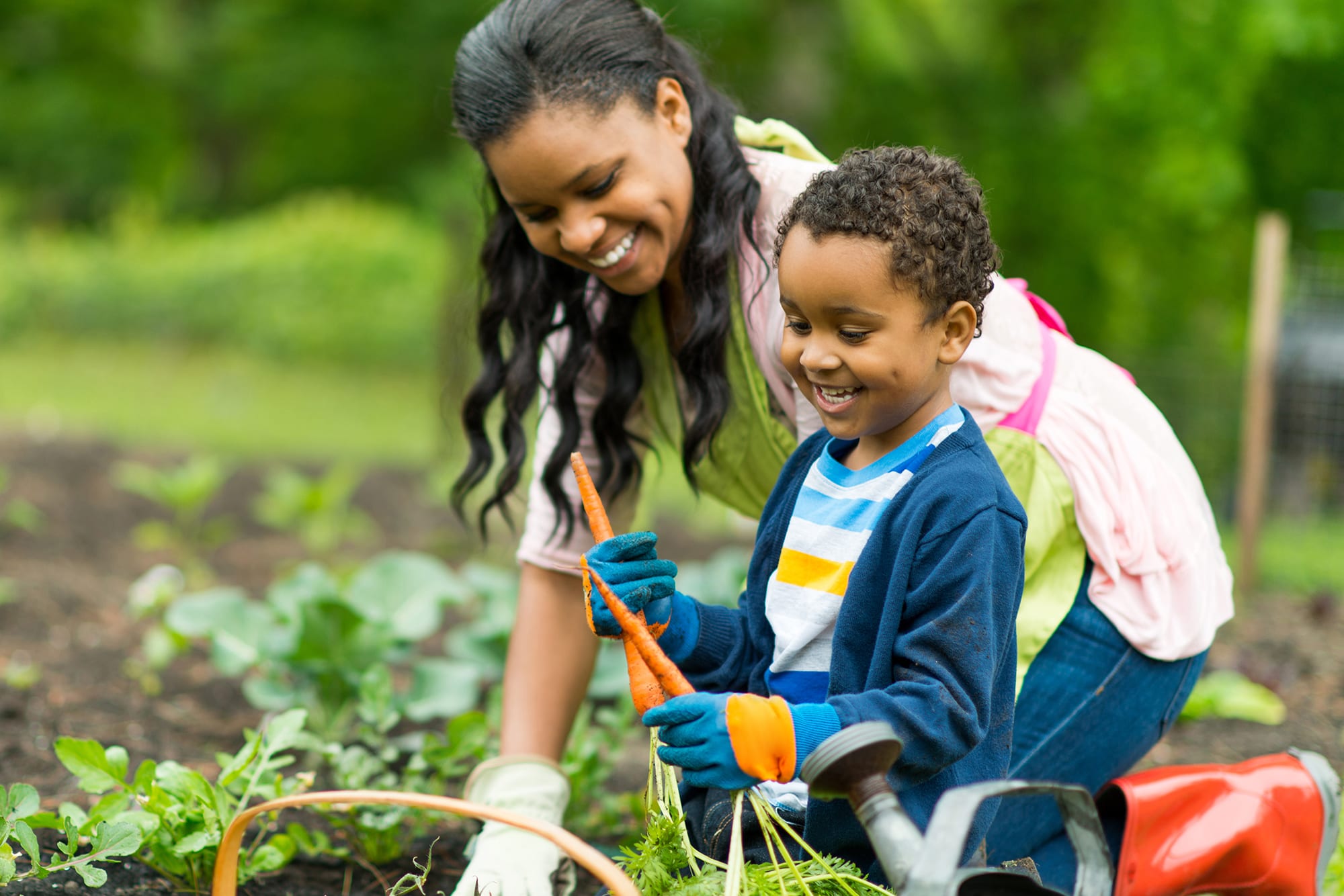 mother-son-in-garden
