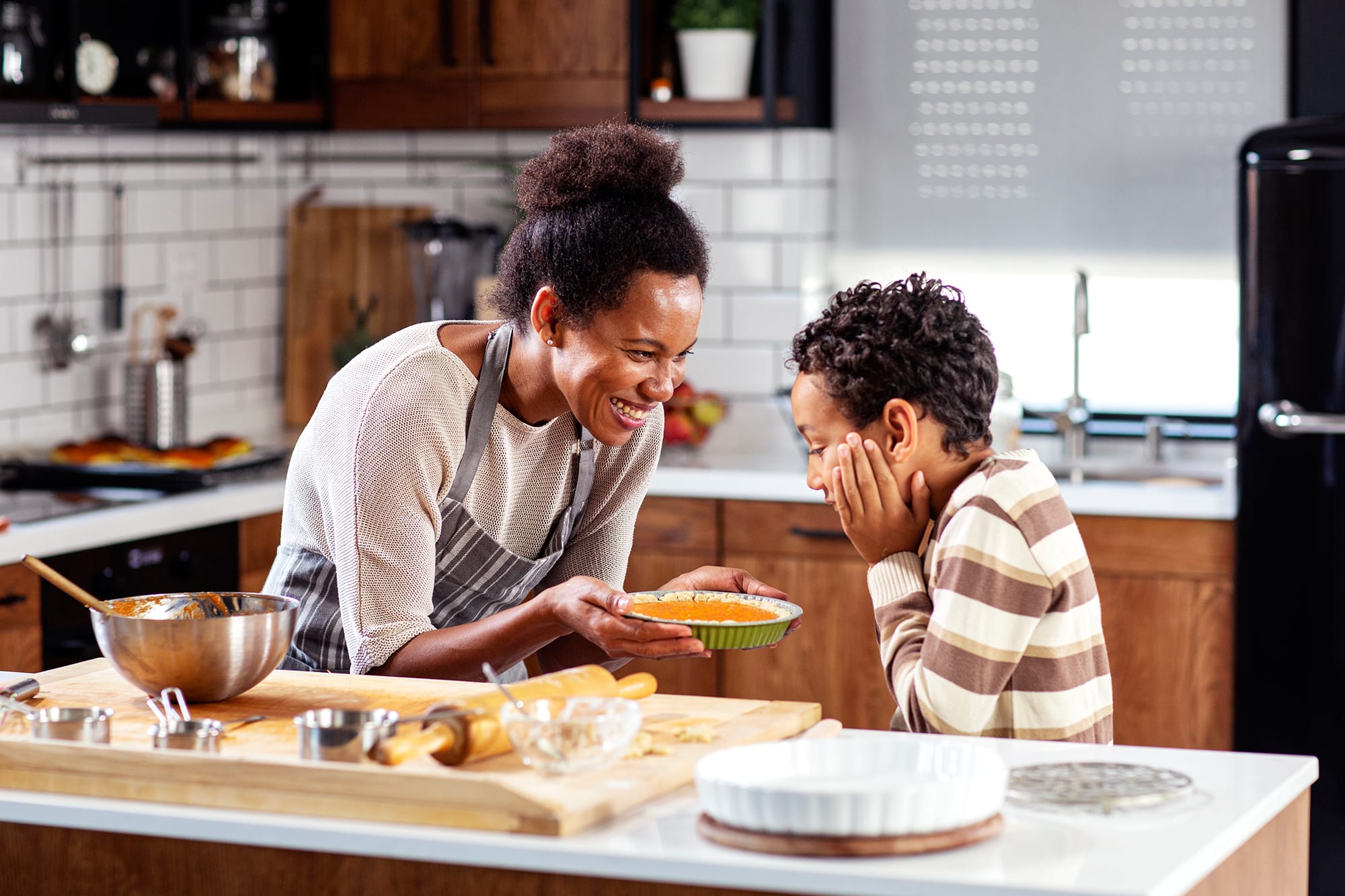 mother-son-kitchen-3x2