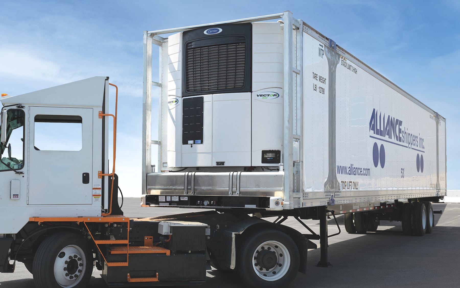 Carrier-Transicold-Vector-Solar-Alliance-Shippers-Refrigerated-Container