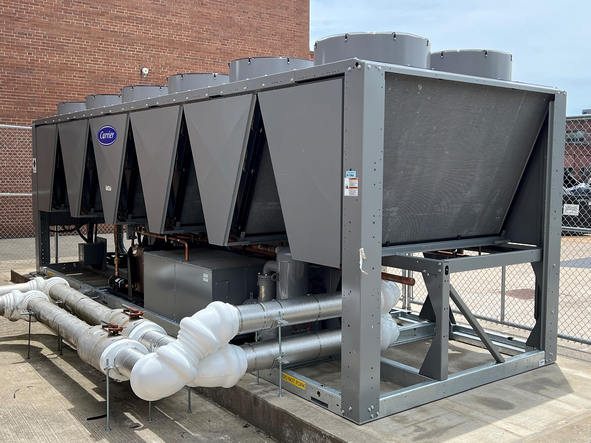 carrier-30XV-high-efficiency-air-cooled-chiller-gallipolis-school-district