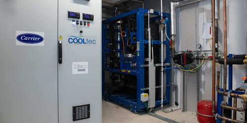 Hospital CO2 refrigeration unit