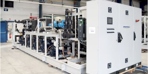 Combined heating and cooling CO2 refrigeration unit