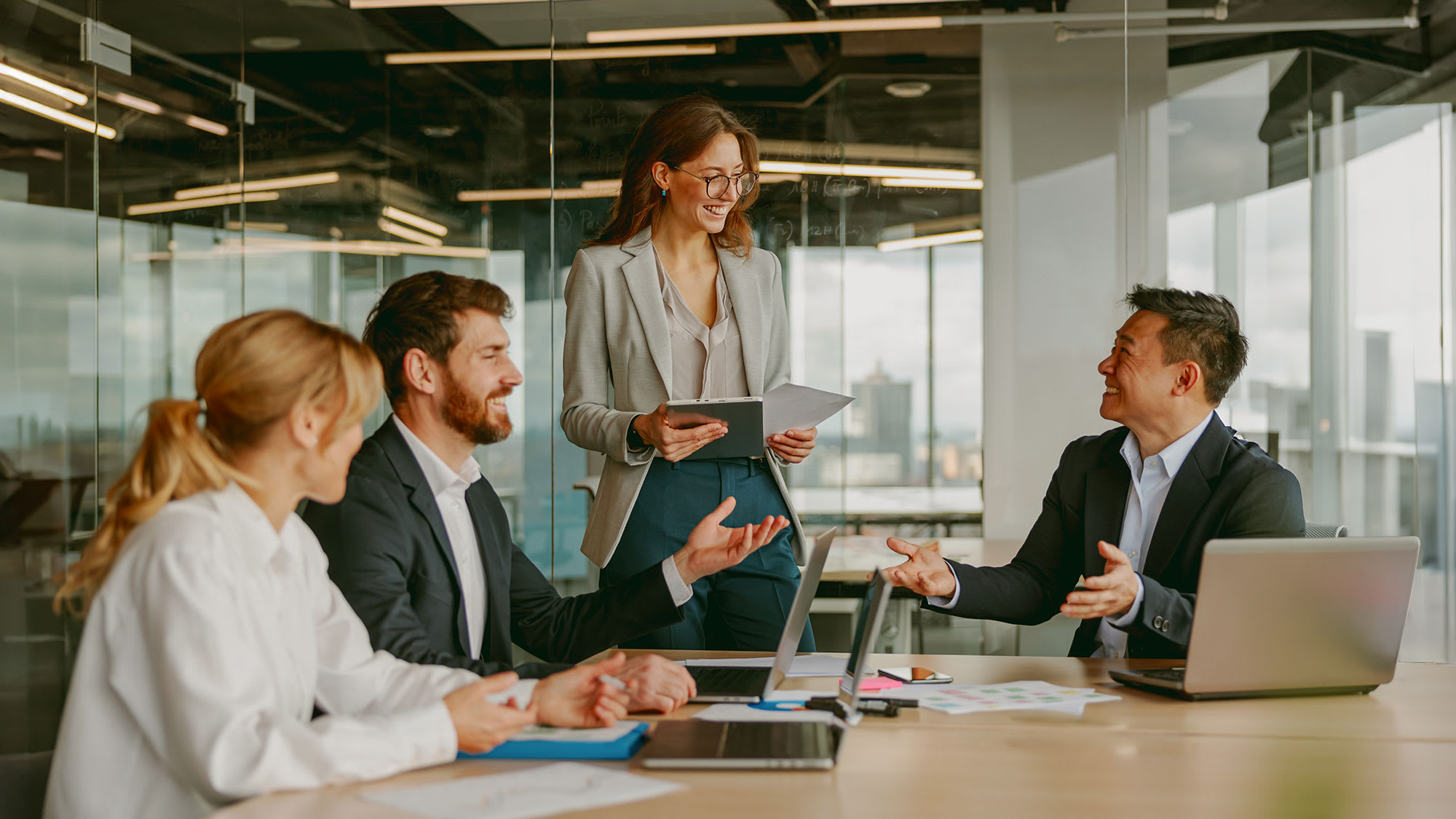 collaboration between team for training