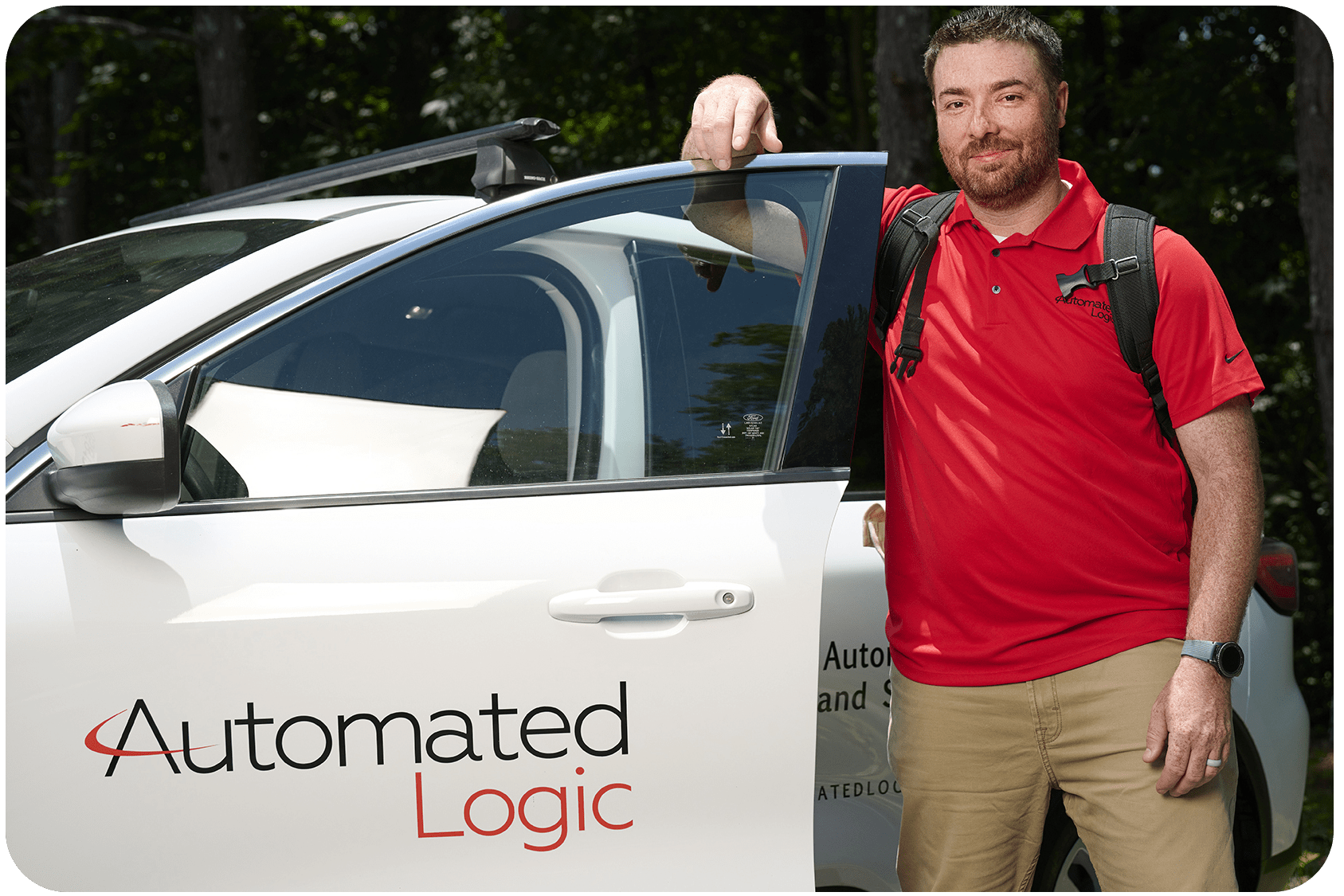 alc-field-tech-standing-in-front-of-vehicle-3x2